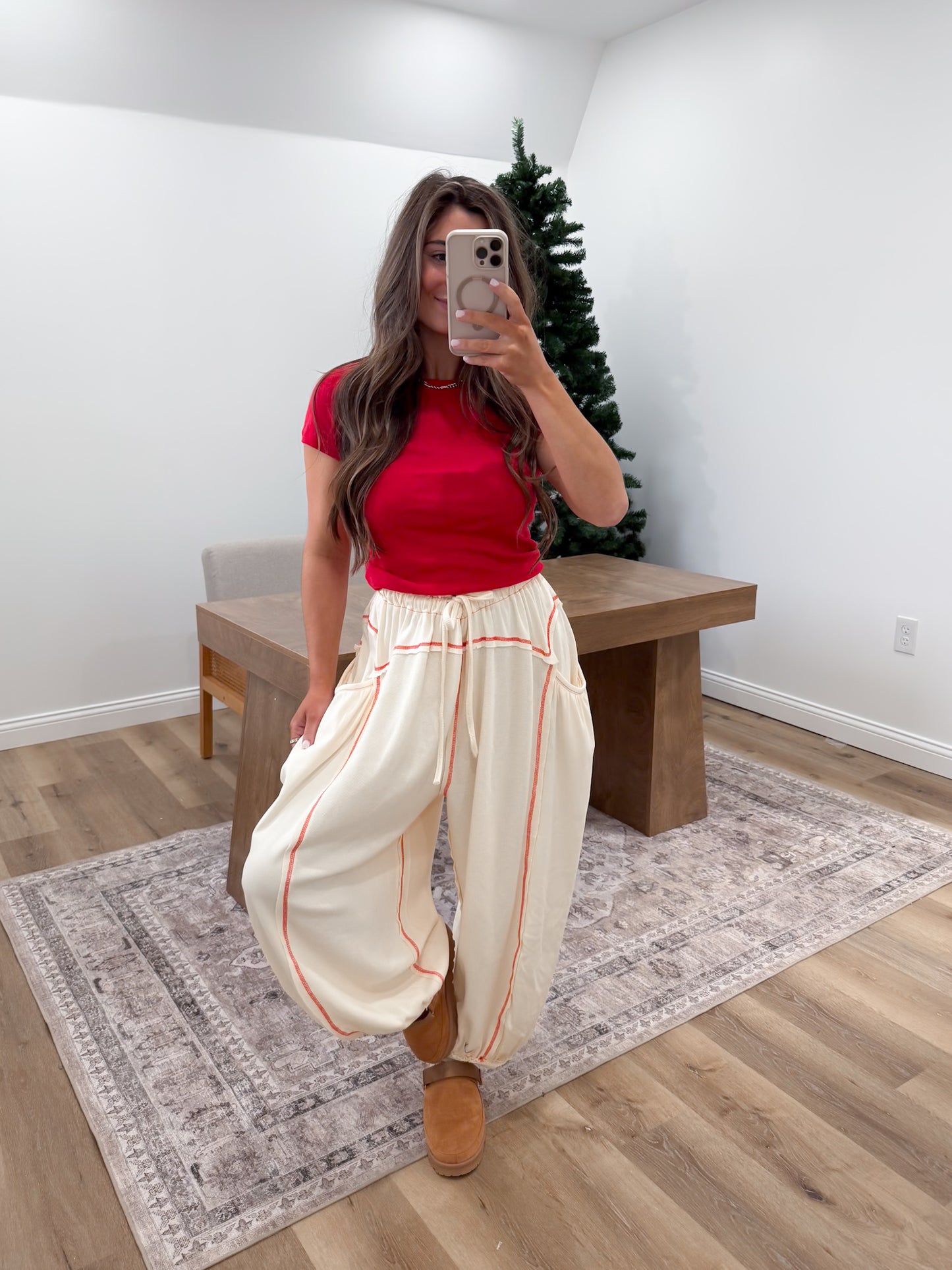 On the go girl Barrel Joggers- cream/red