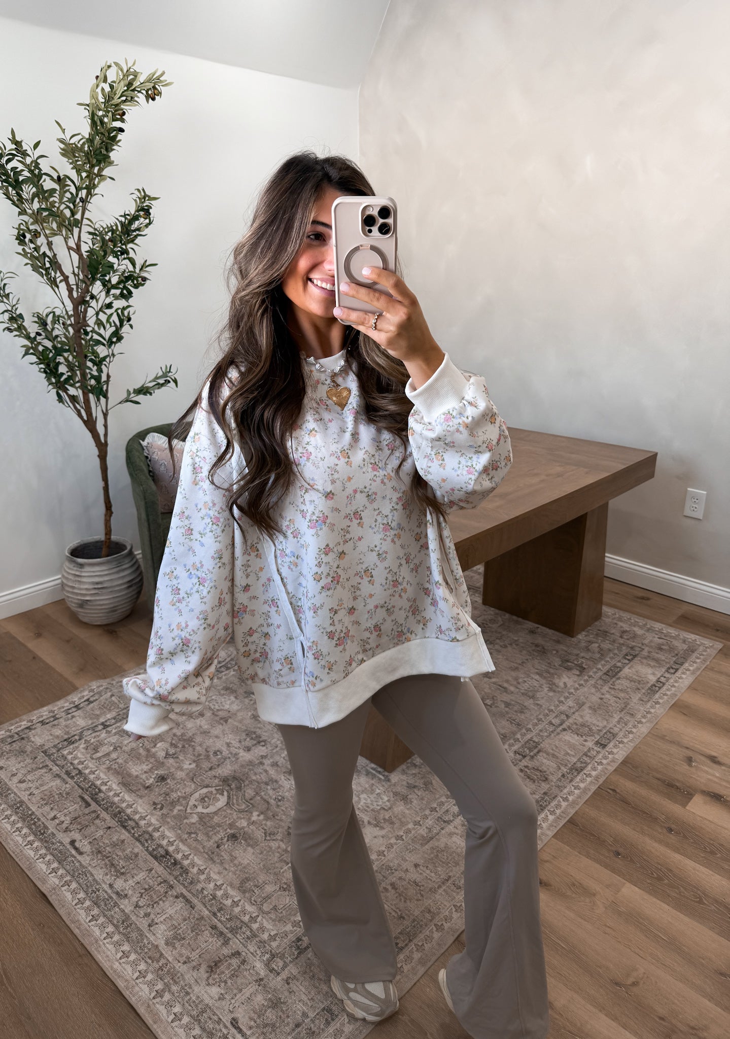 Poppy Floral Exposed Seam Pullover