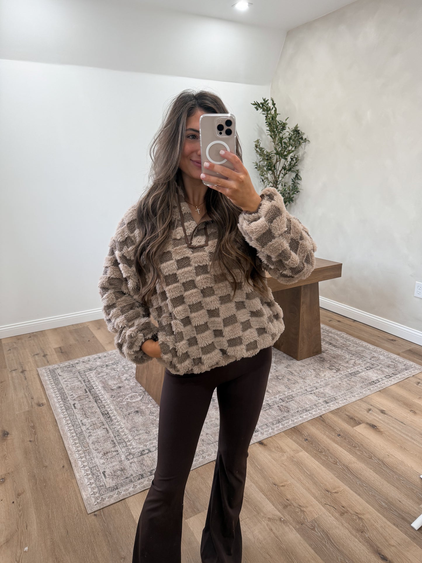 Taelyn Soft Block Pullover- Latte