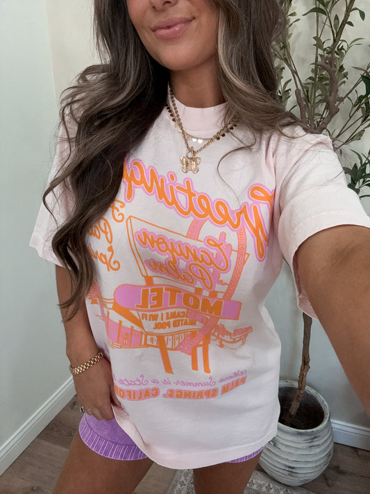 Canyon Palms Motel Graphic Tee - pink