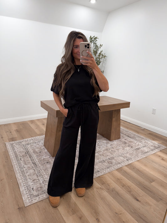 Staying Cozy set - Black