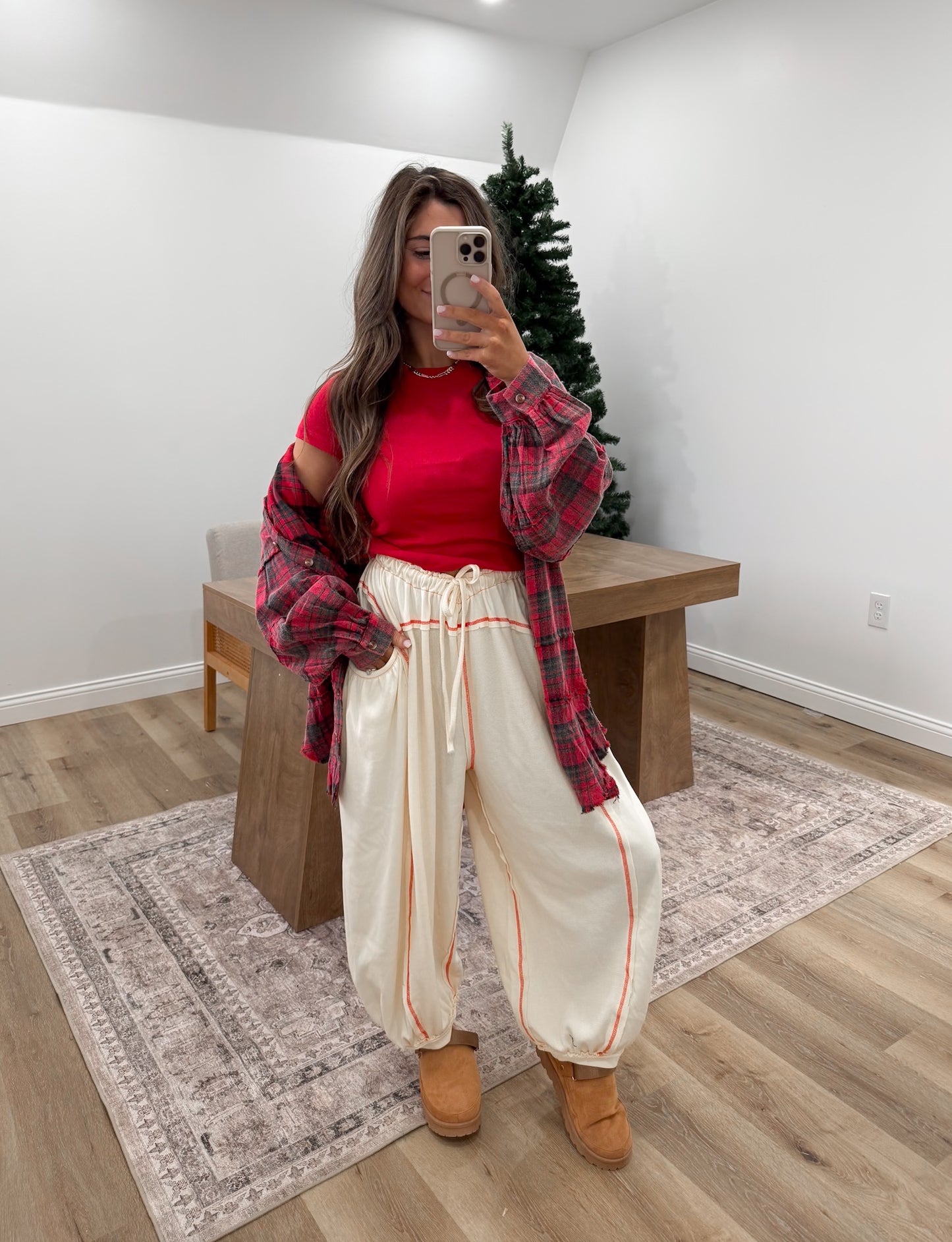 On the go girl Barrel Joggers- cream/red