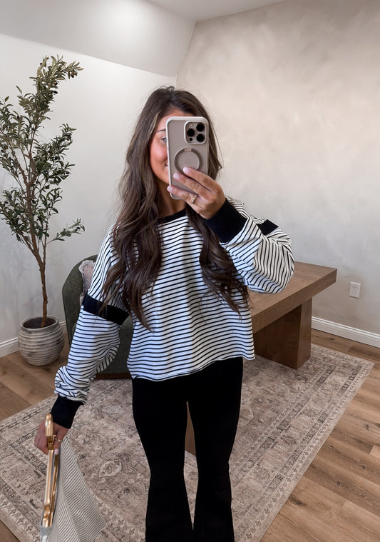 The Harper Striped open back pullover - white/black
