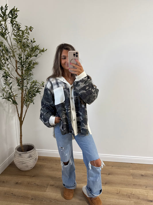 Chandler camo flannel - RESTOCK