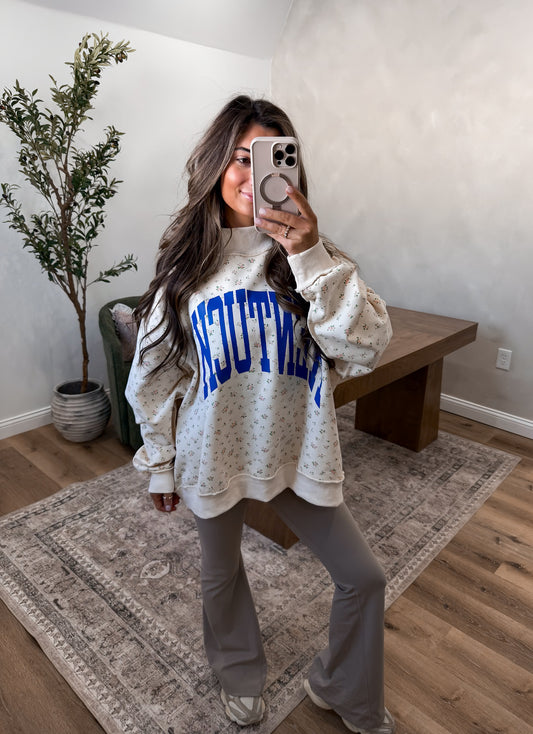 Kentucky Reversible Mock Neck- cream floral