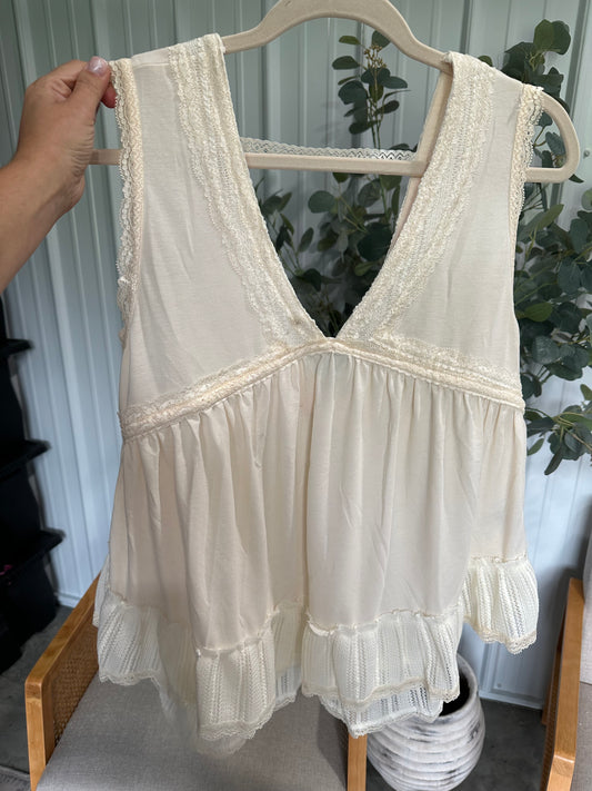 Lace trimmed boho tank