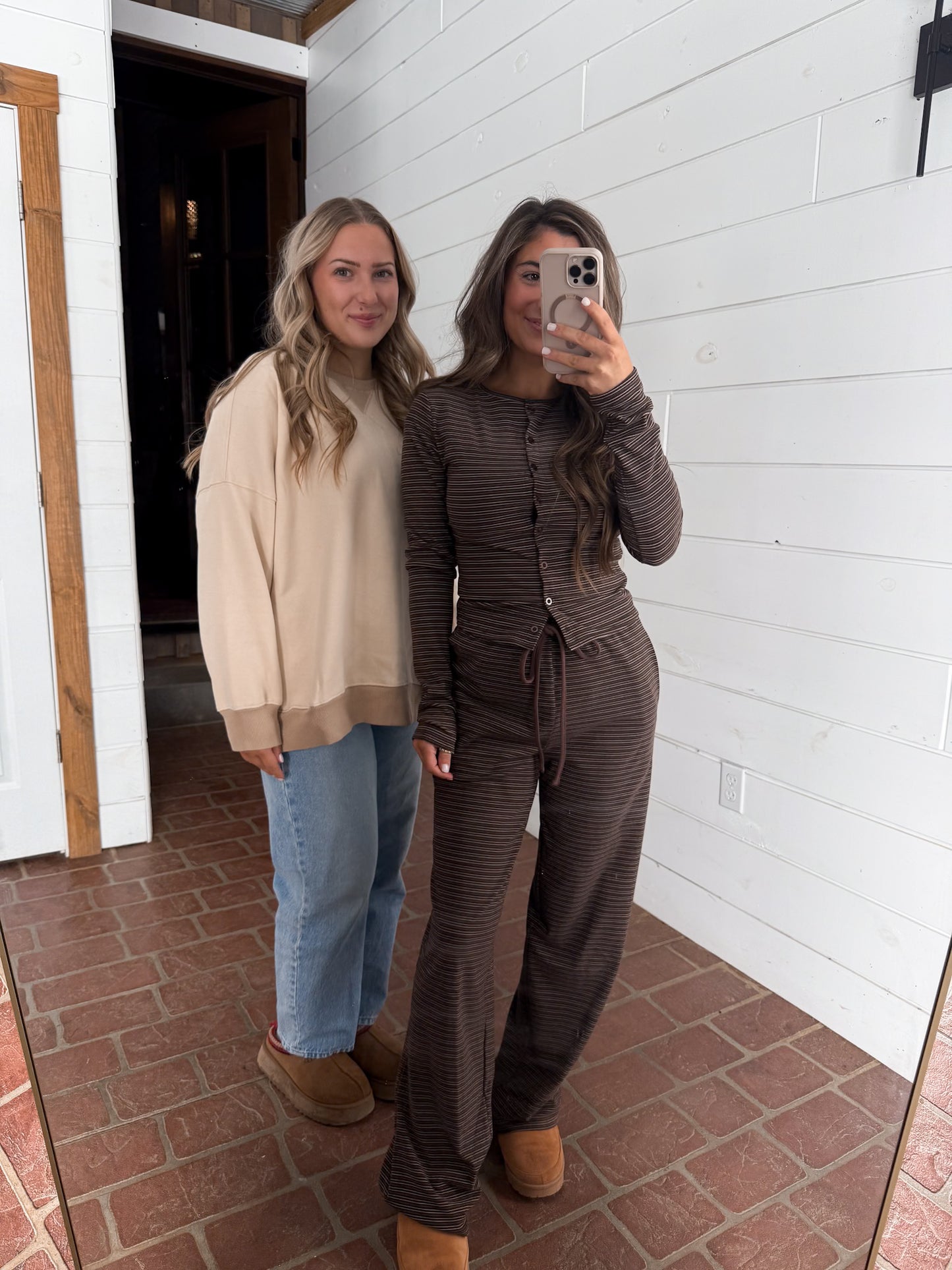 Vintage Vanilla Pullover