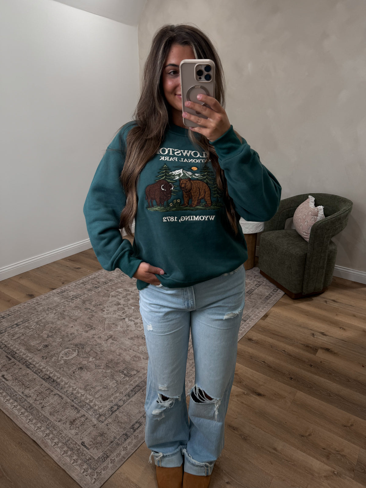 Yellowstone Embroidered Pullover - dark green