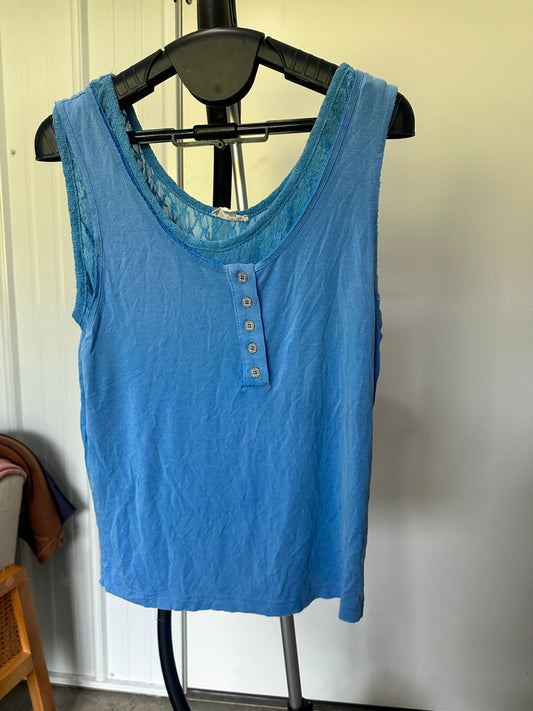 Lace Layered Tank **LIGHTLY LOVED**