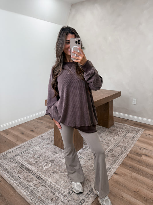 Taylor Two-Tone Ribbed Pullover-mocha