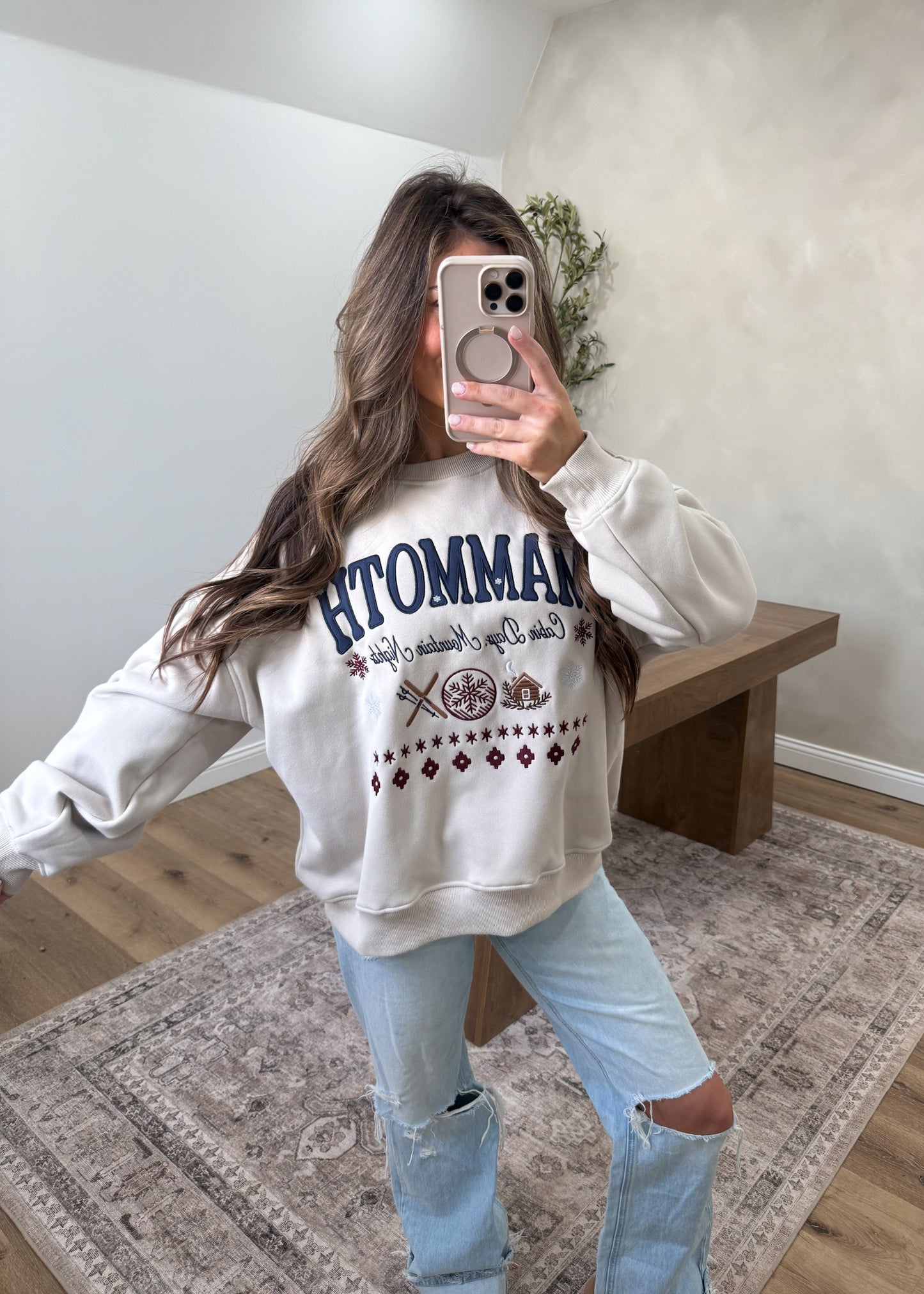 Mammoth Luxe Graphic Crew