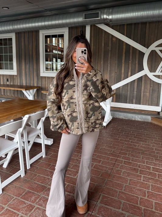 Trim Detail Camo Sherpa Jacket