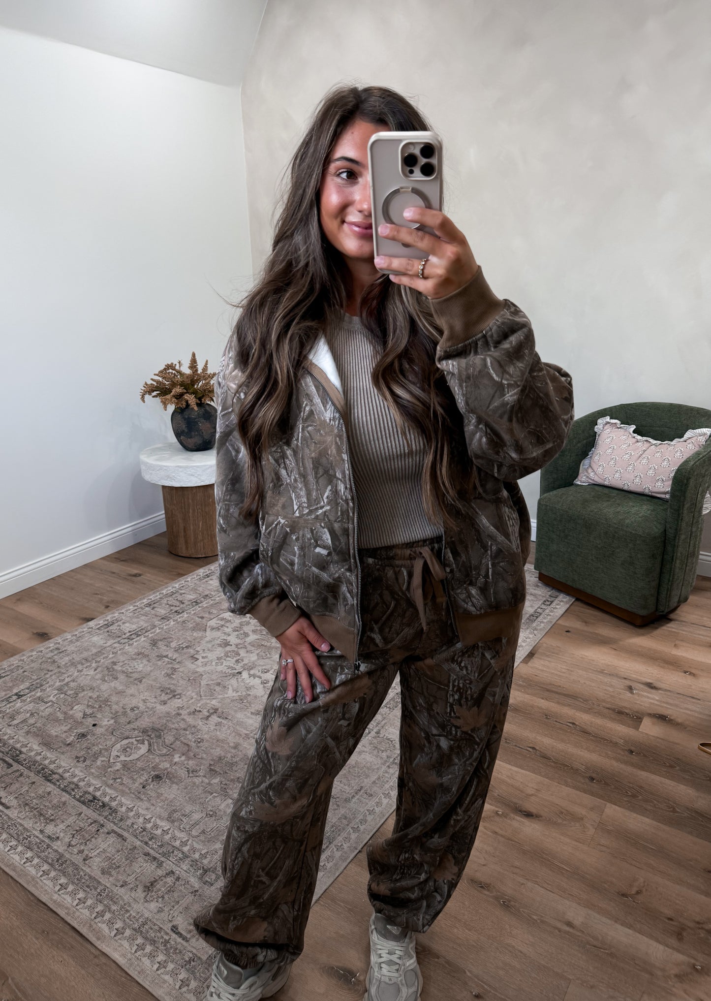 Badlands Camo Joggers - brown