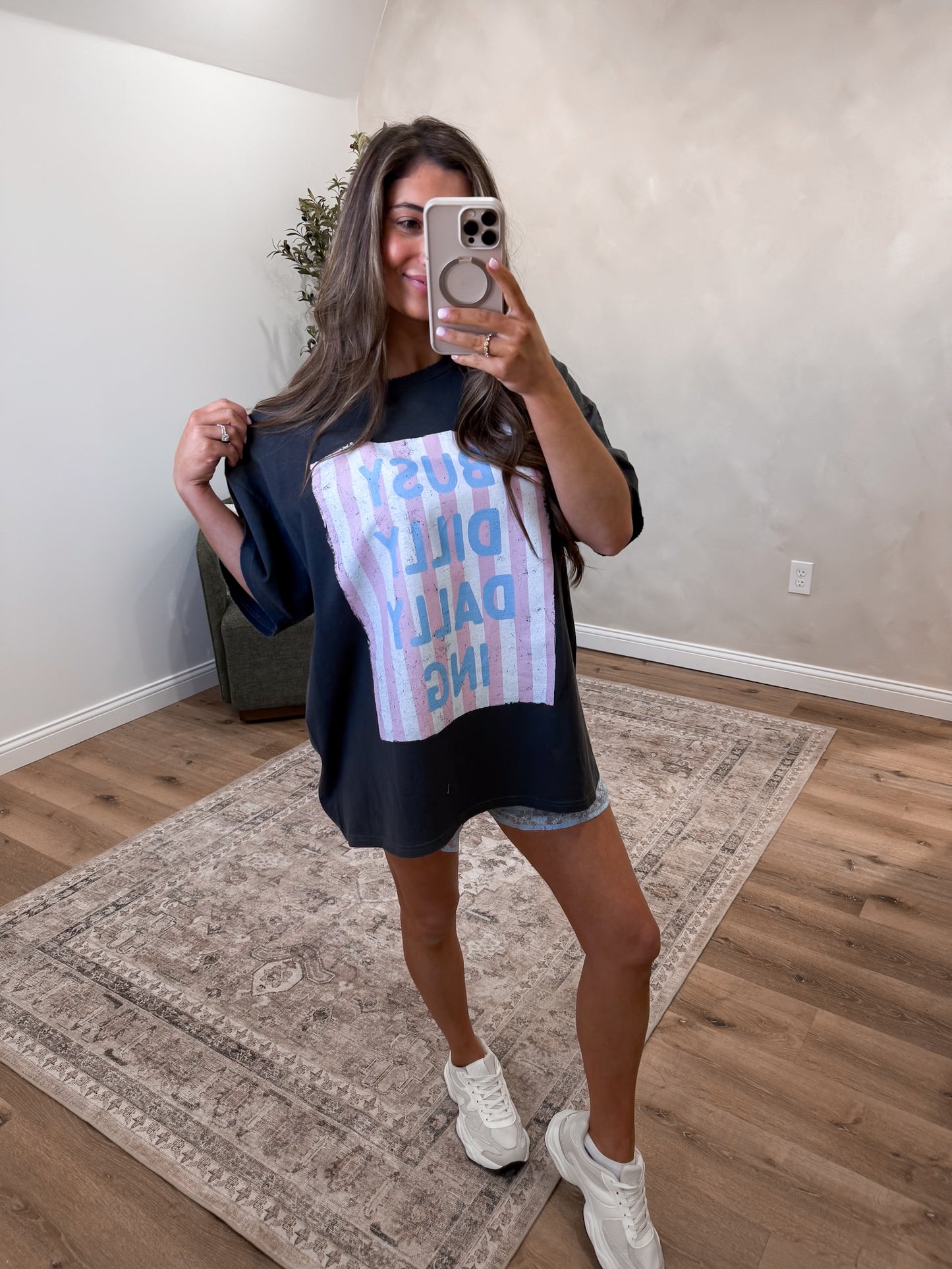 Busy Dilly Dallying Graphic Tee - black *preorder for 3/26*