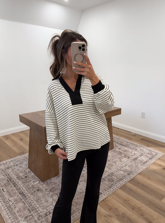 Contrast Collar Stripe Long Sleeve Knit Top - ivory