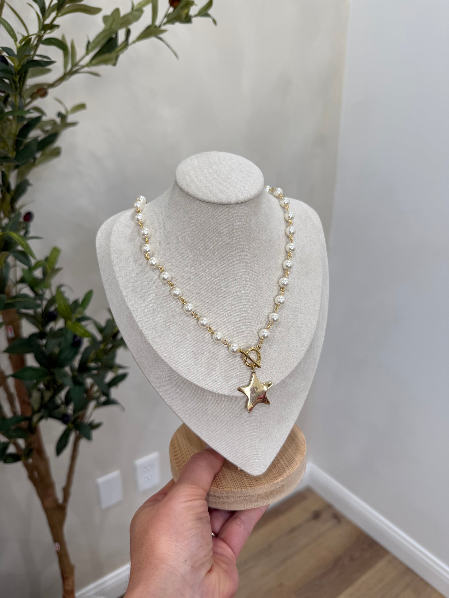 Shining Star Pearl Chain Necklace