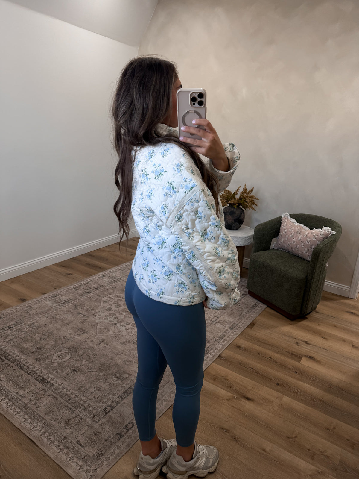Floral Quilted Jacket - cream/blue *FREAKY FRIDAY SURPRISE ITEM*