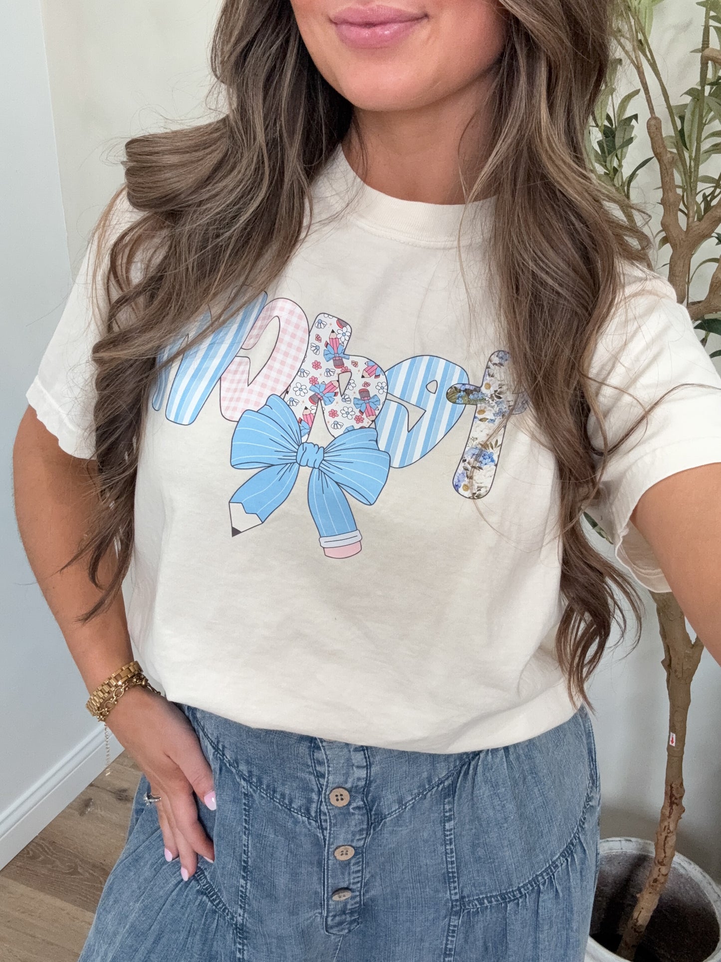 “Teach" Coquette Tshirt - cream