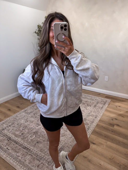 Camo Relaxed Full Zip up - beige *PREORDER FOR 3/20 PLEASE ORDER INDIVIDUALLY FROM INSTOCK ITEMS*