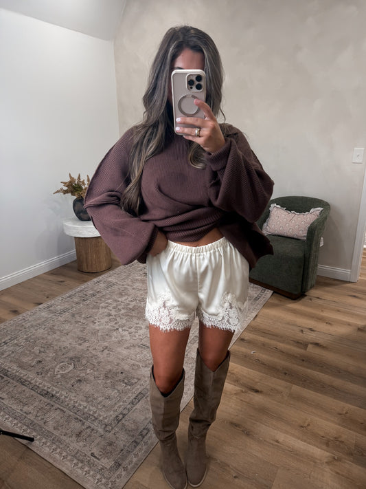Eleanor Lace Trim Shorts - cream