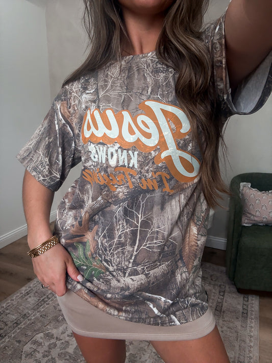 Jesus Knows I'm Trying Tee - camo