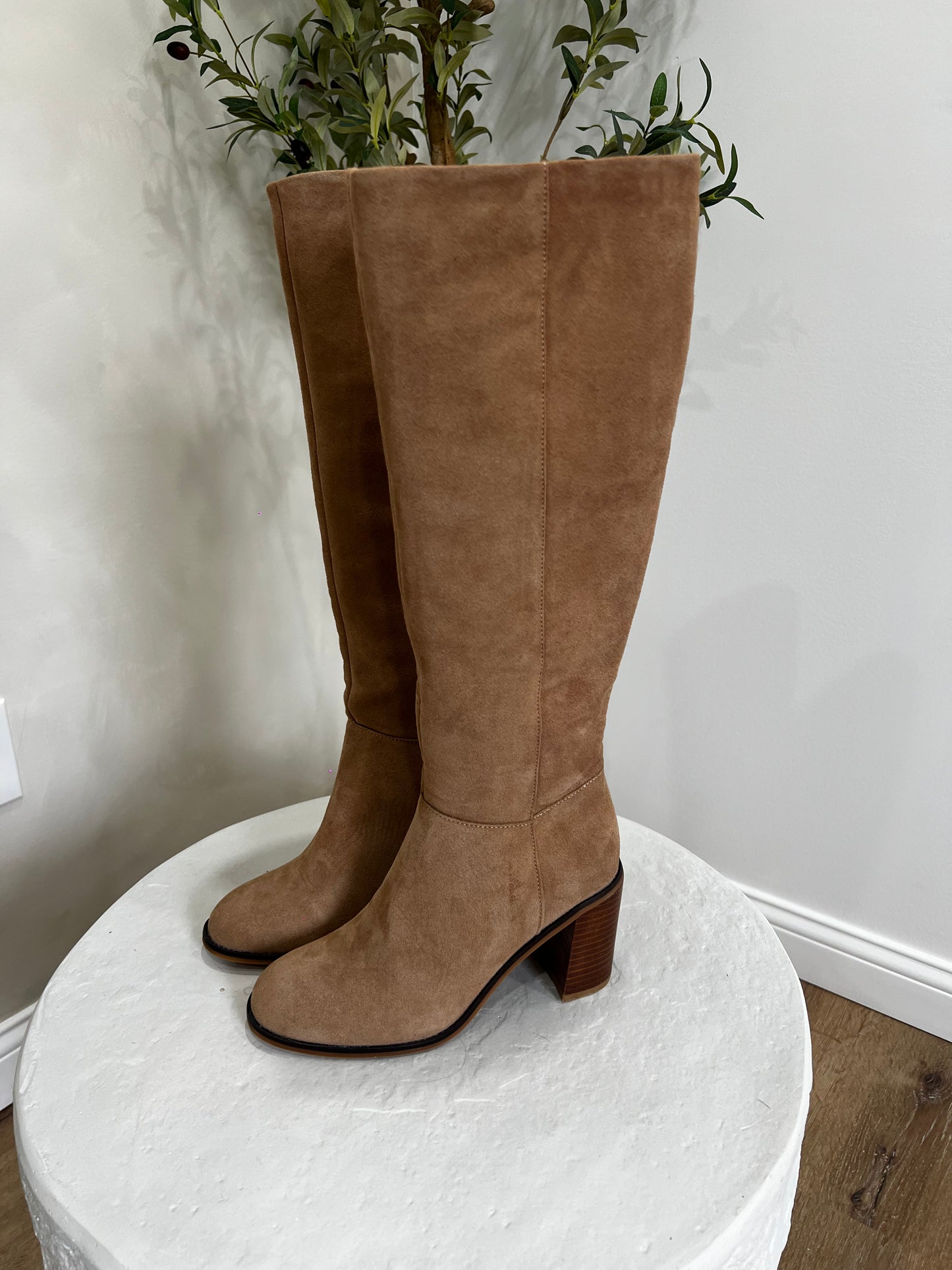 Dixie Suede Boots - maple