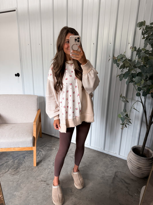Penelope Floral Printed Waffle Knit Pullover- ivory/taupe