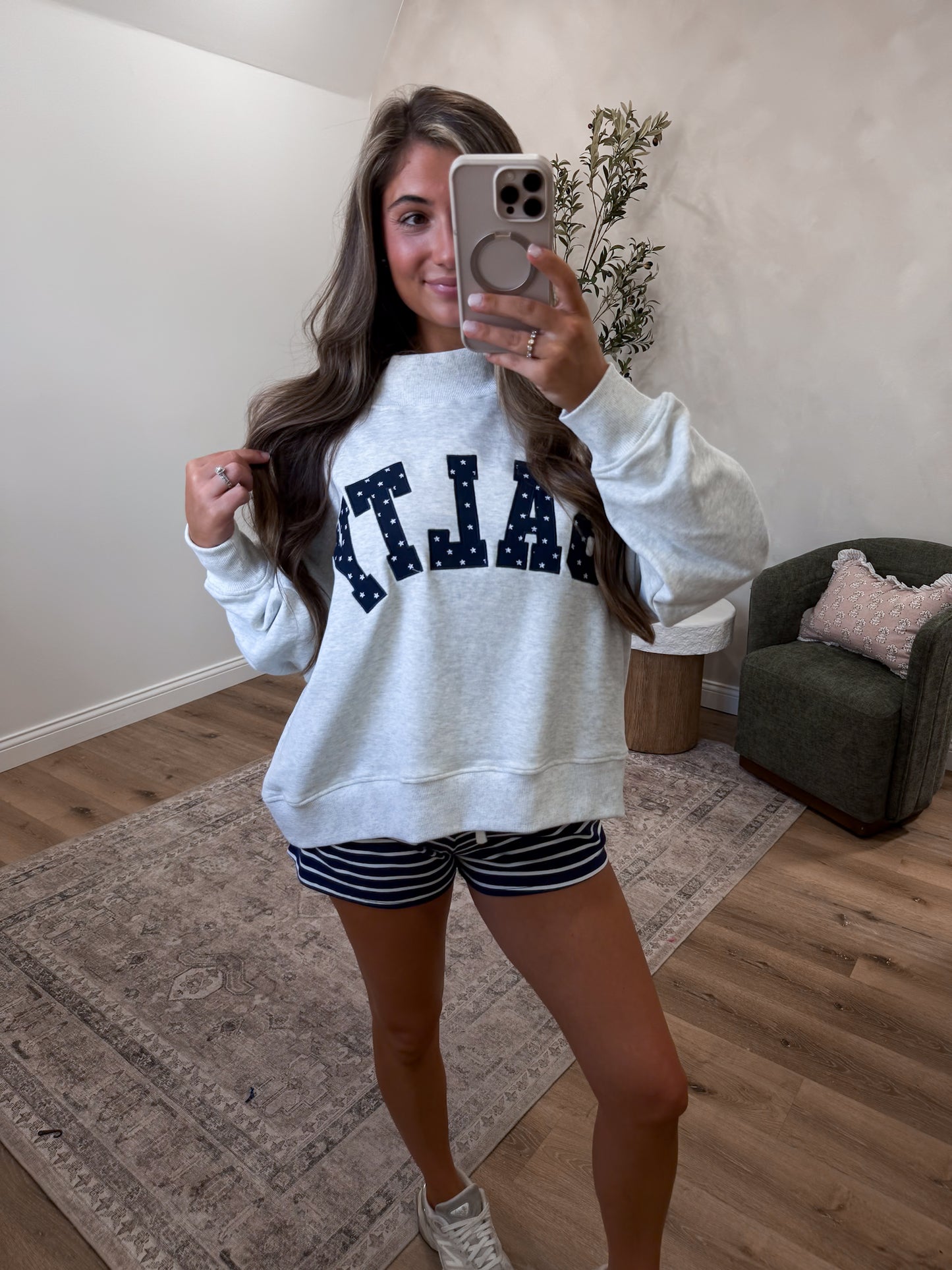 Salty Stars Oversized Mock Neck - heather grey