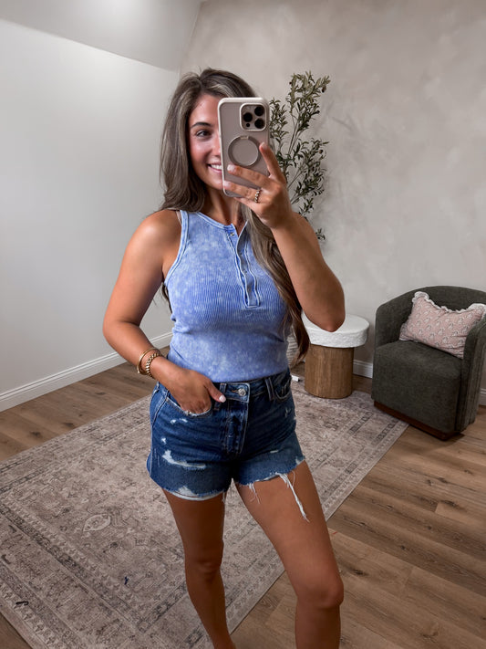 Trinity Mineral Washed Ribbed Tank - light indigo