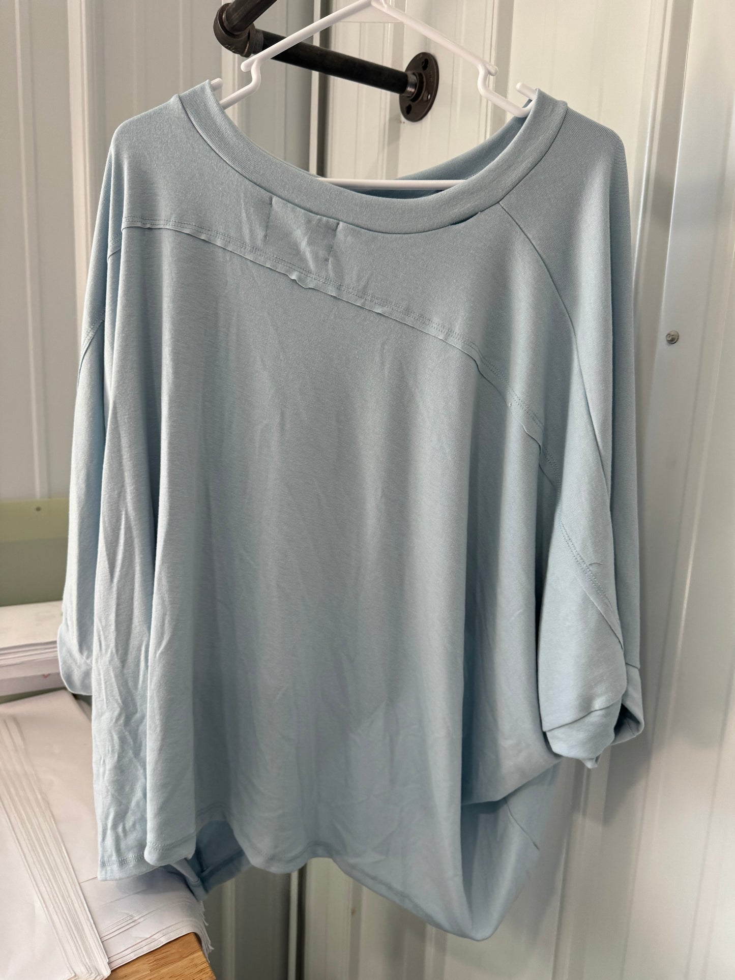 Buttery Soft Dolman Tee - Baby Blue ** LIGHTLY LOVED