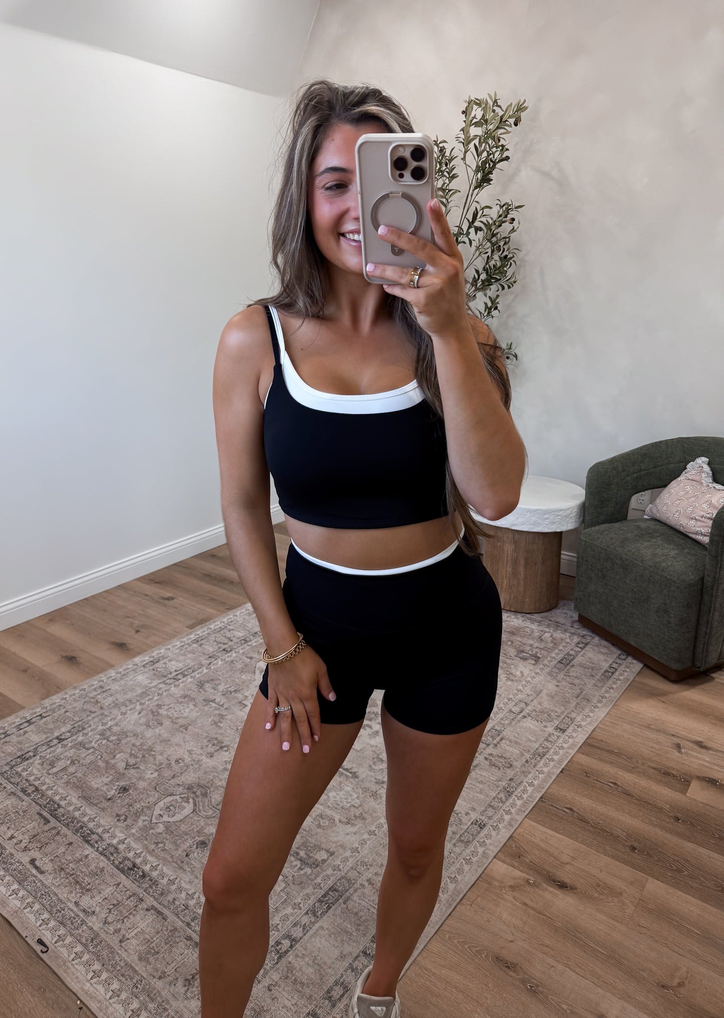 The Stormi Biker Shorts Set - black