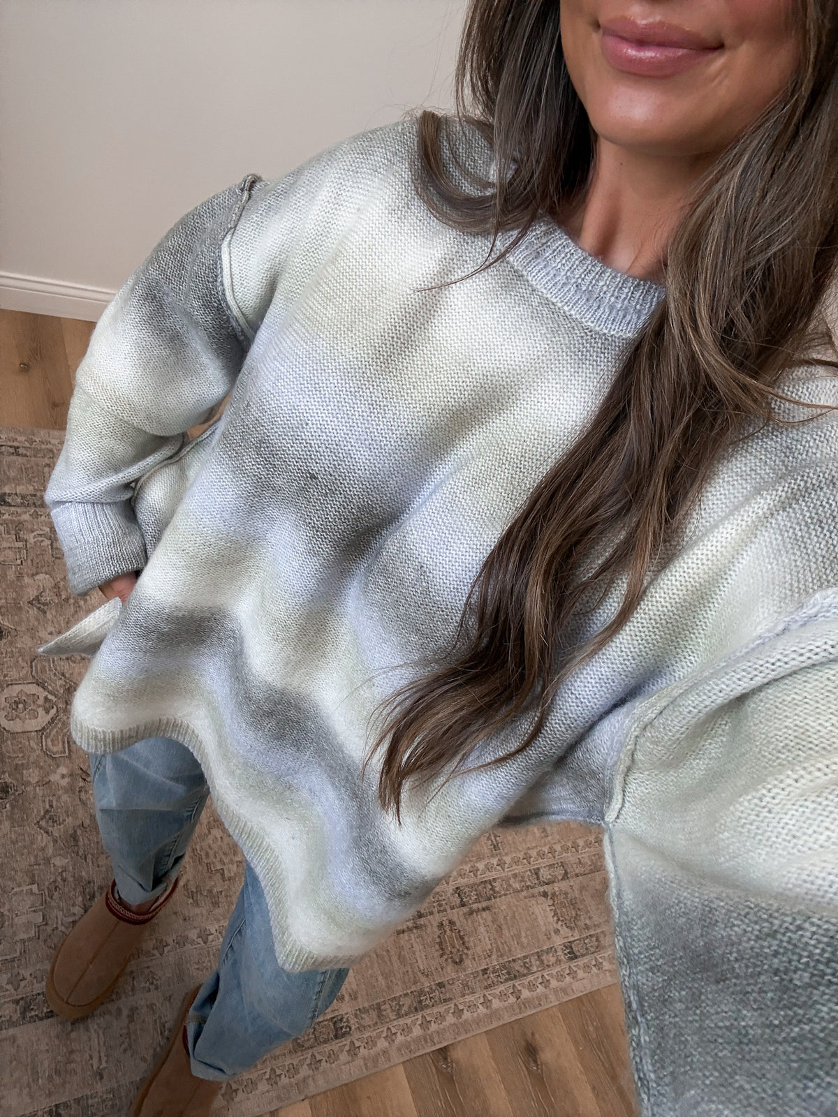 Low Tide Gradient Sweater - gray combo