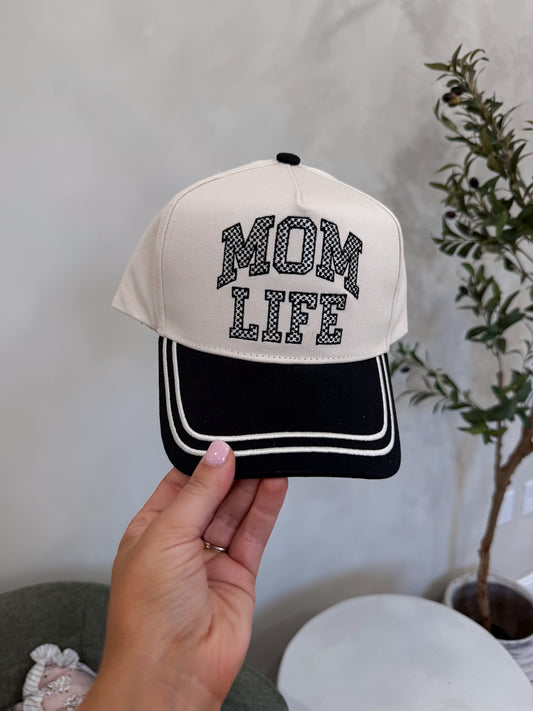MOM LIFE Vintage Trucker Hat - black