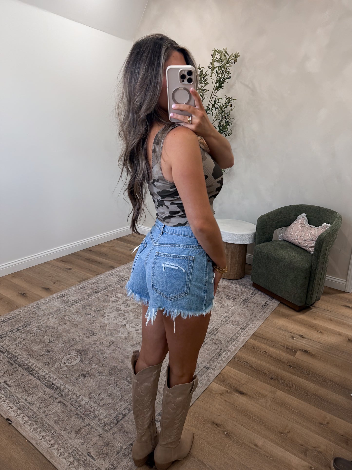 Taylor High Rise Denim Shorts - light wash