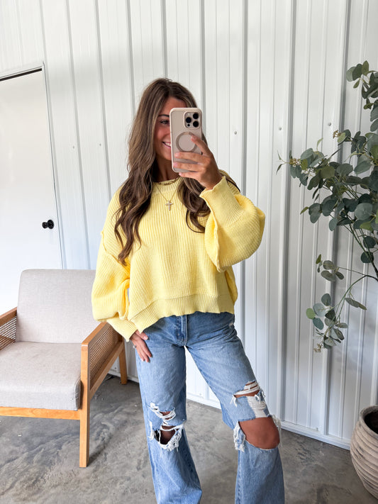 Mallory Mock-Neck Pullover- butter yellow
