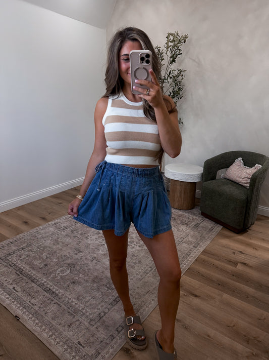 Natalie Pleated Denim Shorts - medium