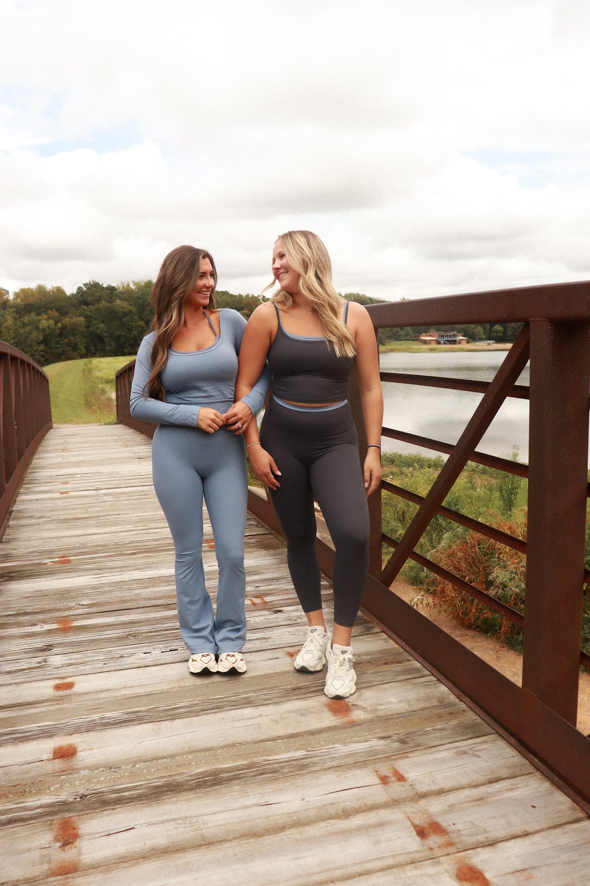 Active State Crossover Flare Leggings - dusty blue