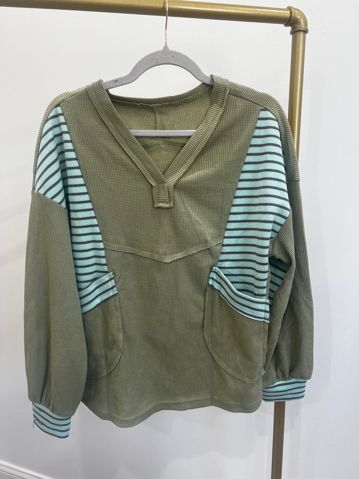 Textured Color Block Pullover - olive/teal stripe