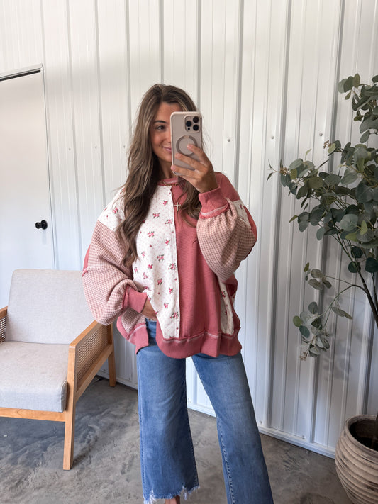 Penelope Floral Printed Waffle Knit Pullover- Dusty Pink