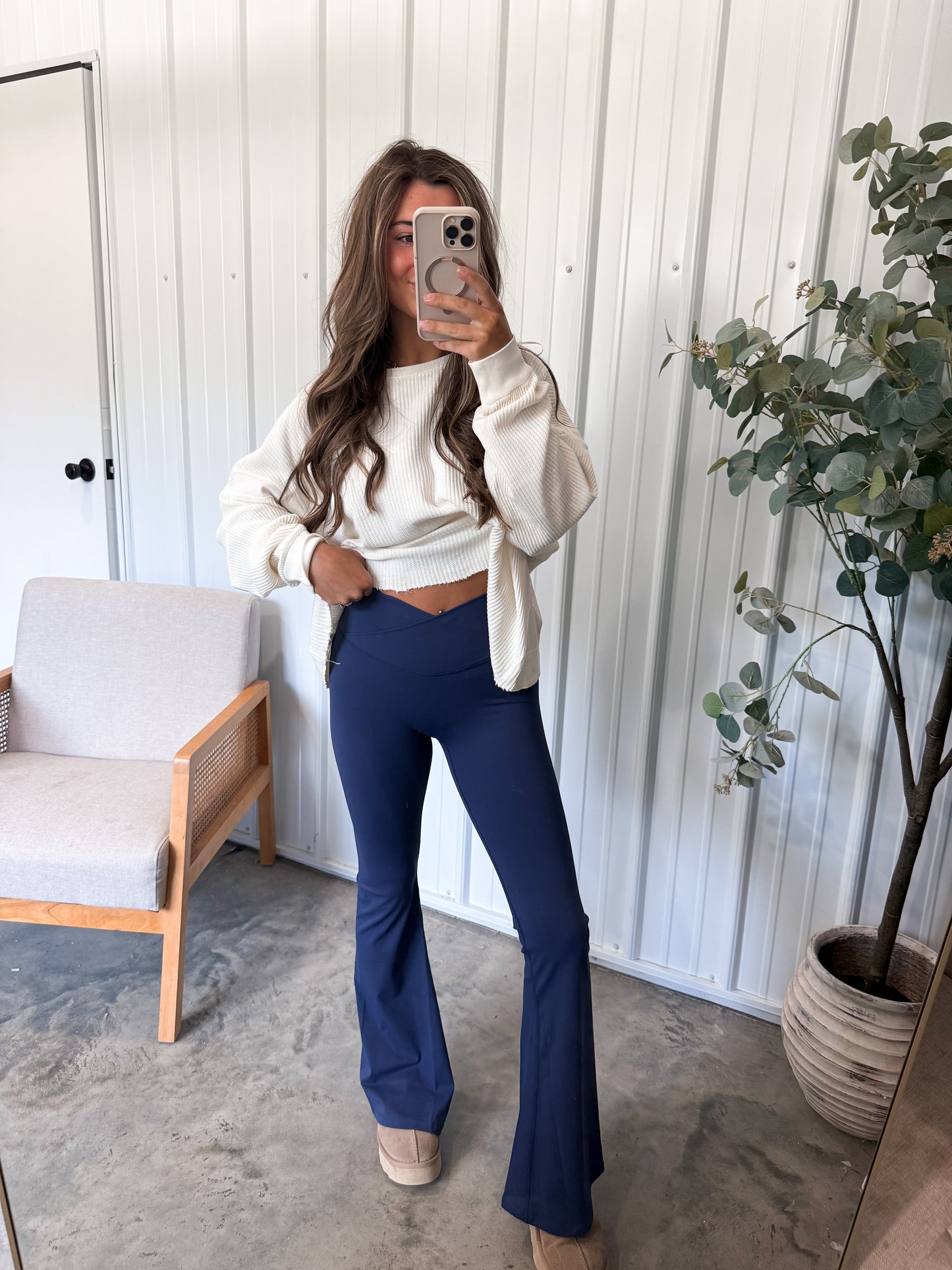 Butter Crossover Flare 2.0 - navy