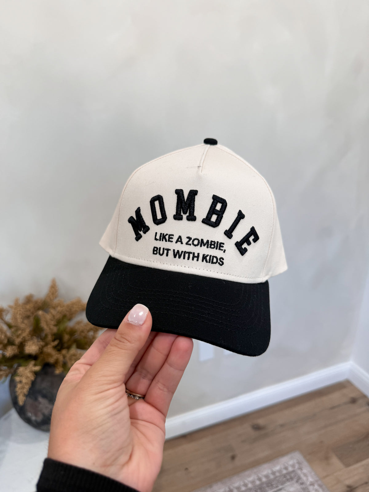 Mombie Embroidered Hat - black