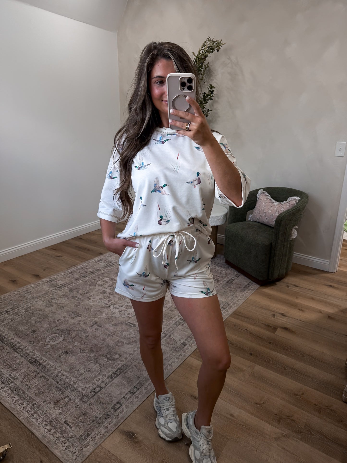 Mallard Meadows Shorts Set - beige