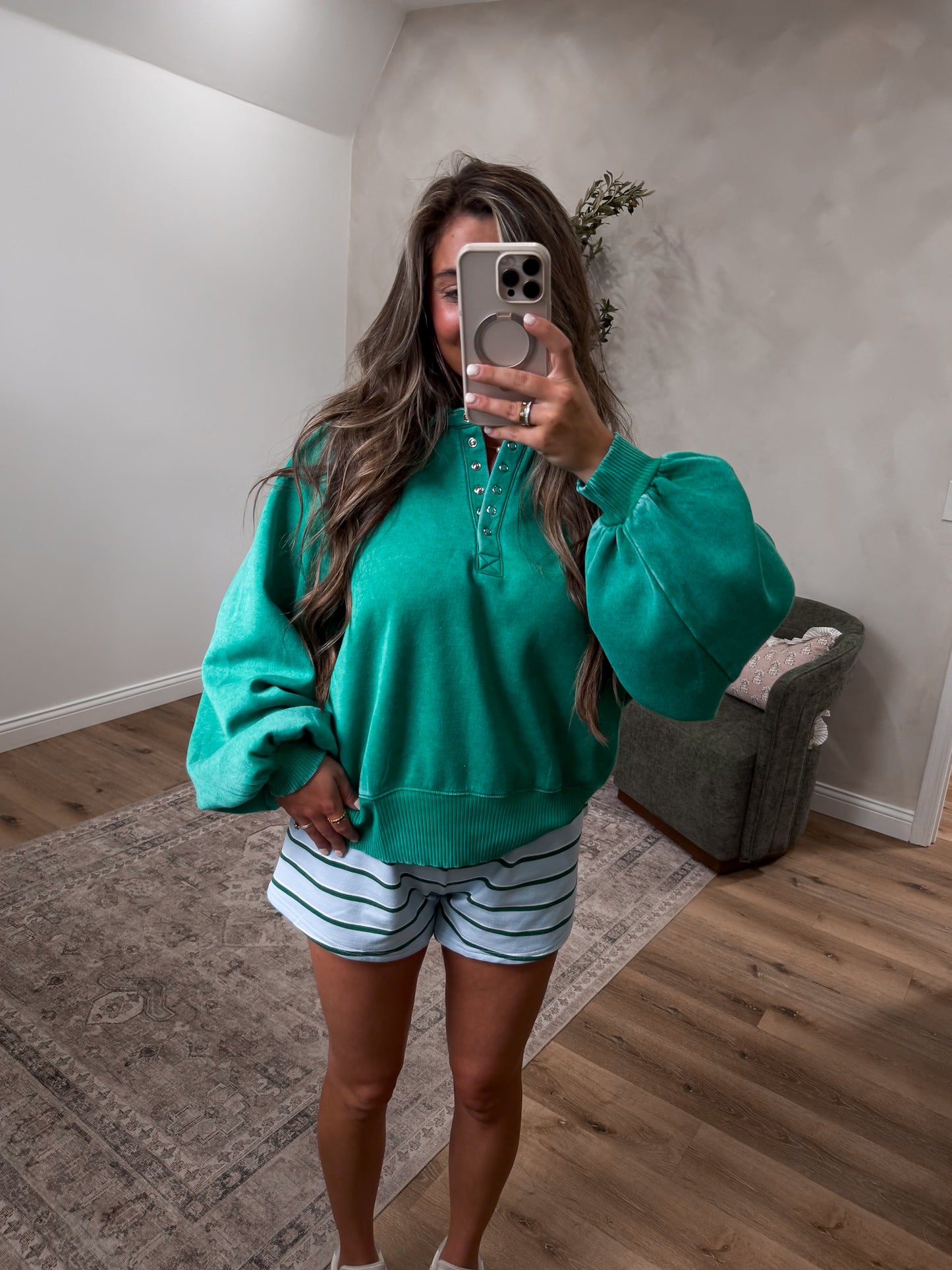 Megan Button Up Pullover - kelly green