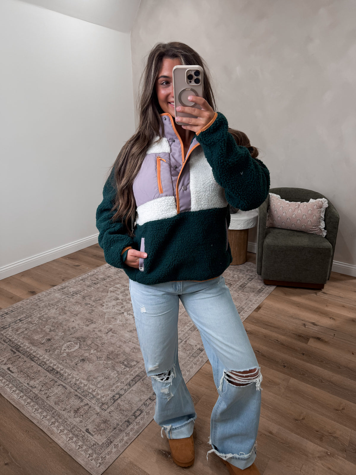 The Great Escape color block Sherpa - pine