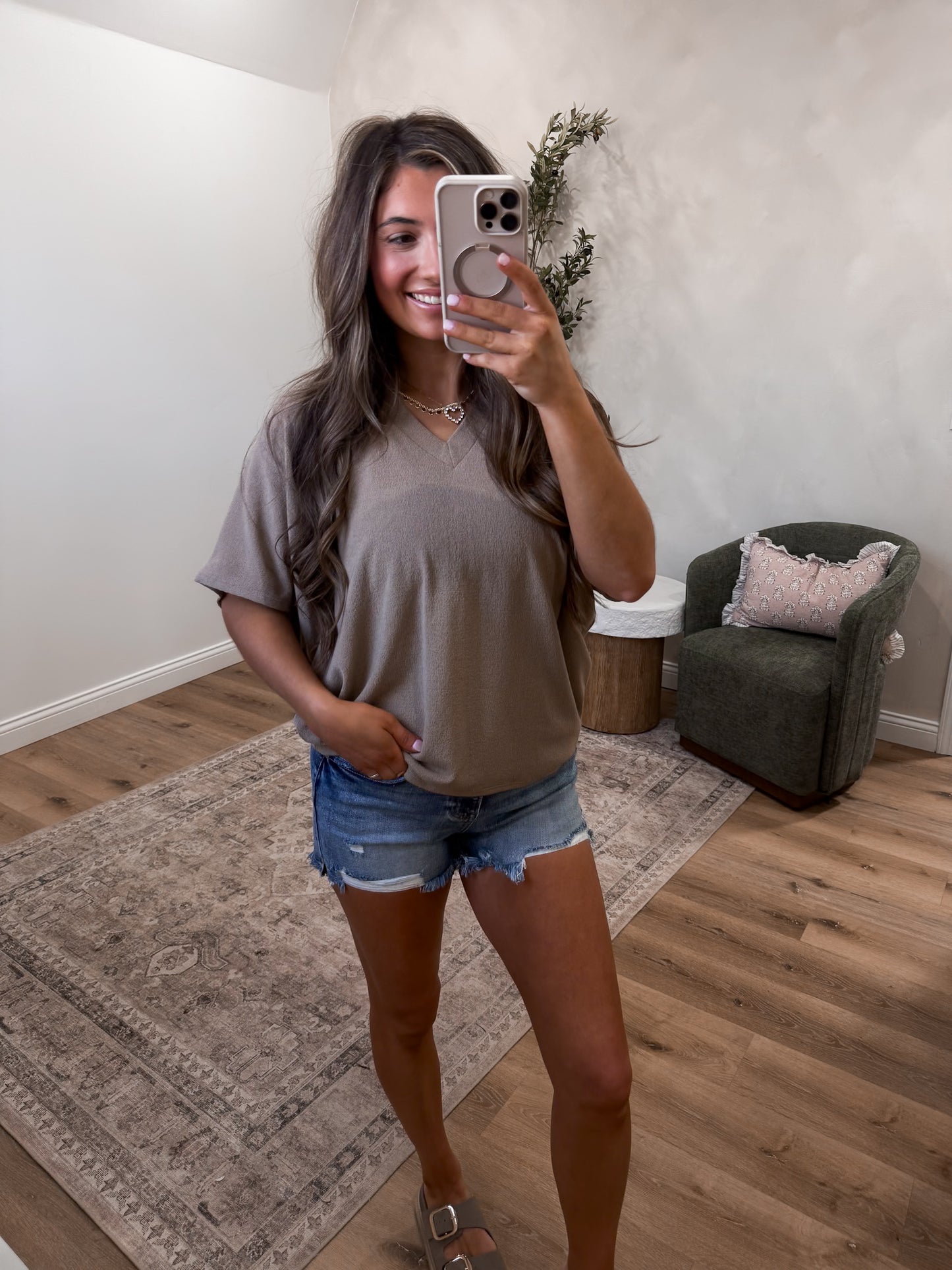 Vera V-Neck top - taupe