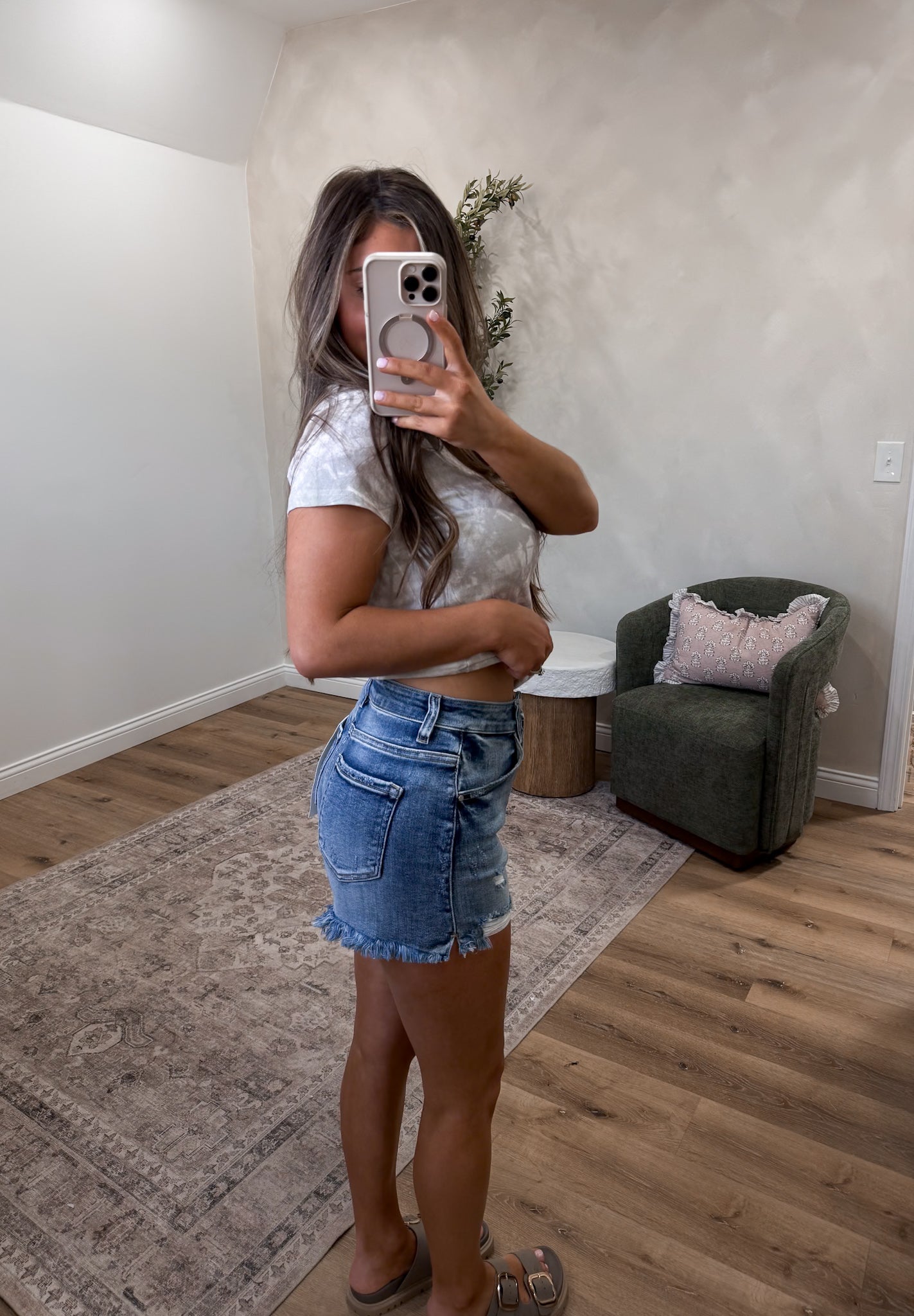 Cheyenne High Rise Distressed Denim Shorts - medium wash