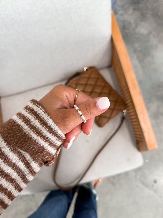 Dainty Pearl Ring