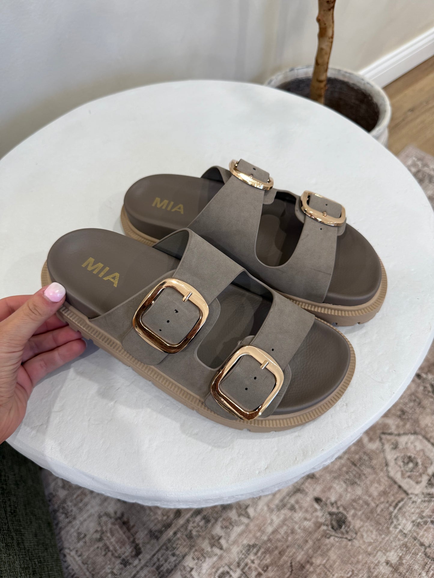 Earthloom Sandals - taupe *RESTOCK*