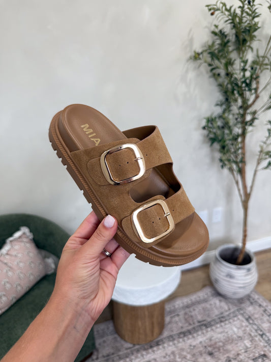 Earthloom Sandals - tan suede