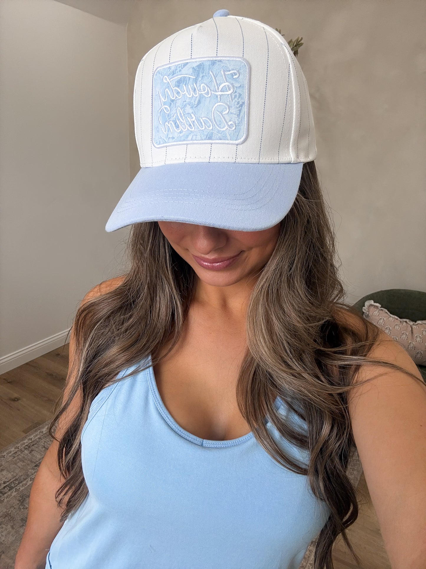 Howdy Darlin' Embroidered Trucker Hat - blue/white